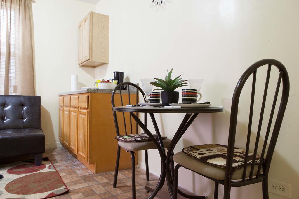 Studio, One And Two Bedroom Apartments - Bronx New York Exteriör bild