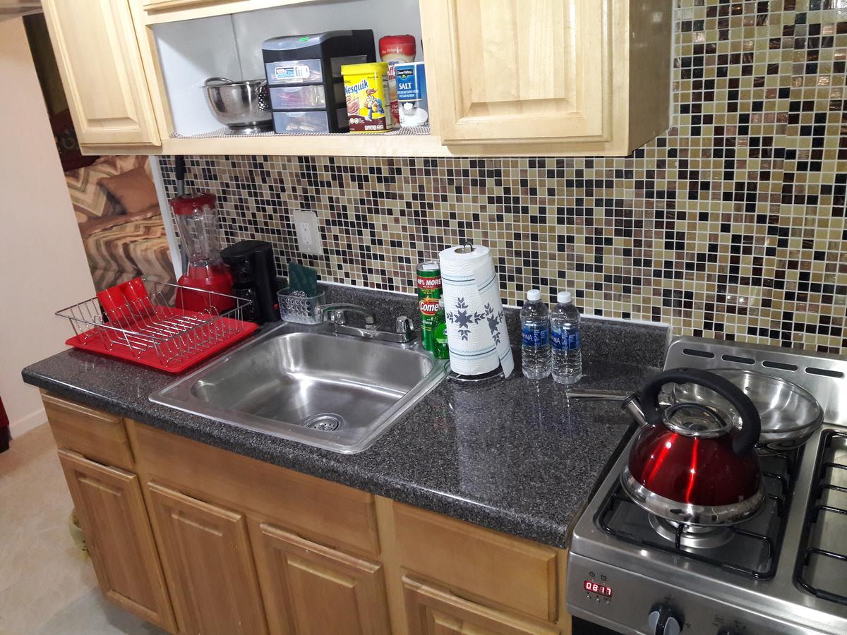 Studio, One And Two Bedroom Apartments - Bronx New York Exteriör bild